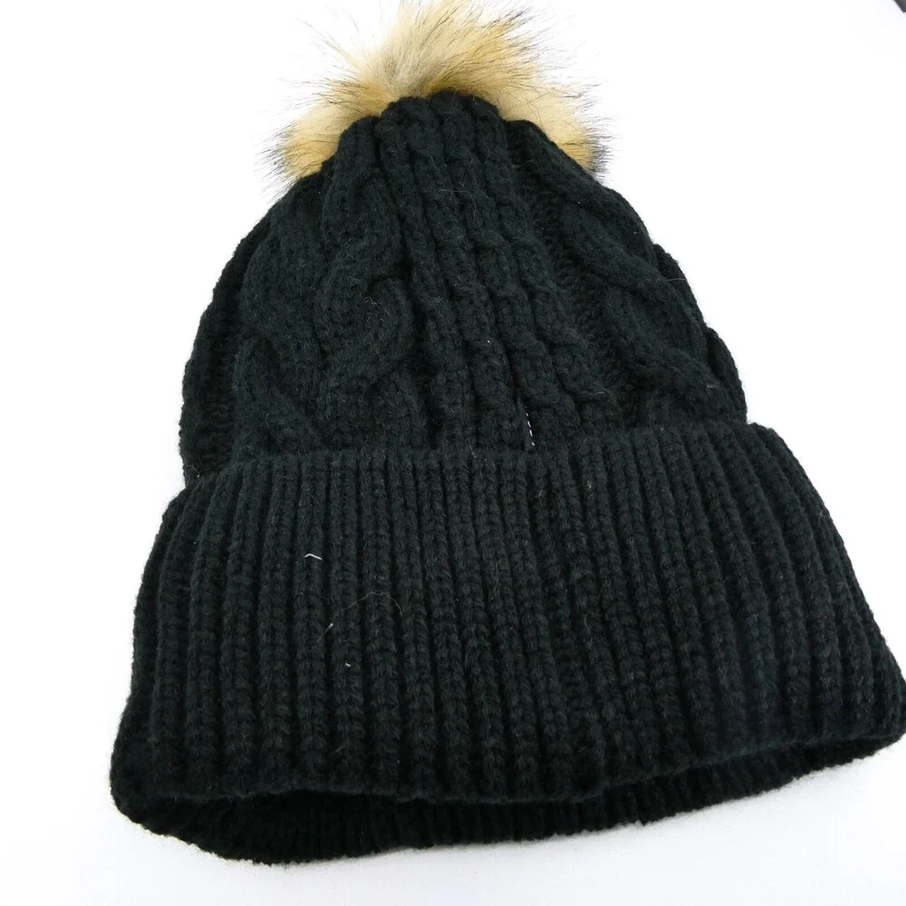 Cable Knit Winter‎ Hat Womens One Size Black Preppy Cap Locale Outdoor Pom Sport